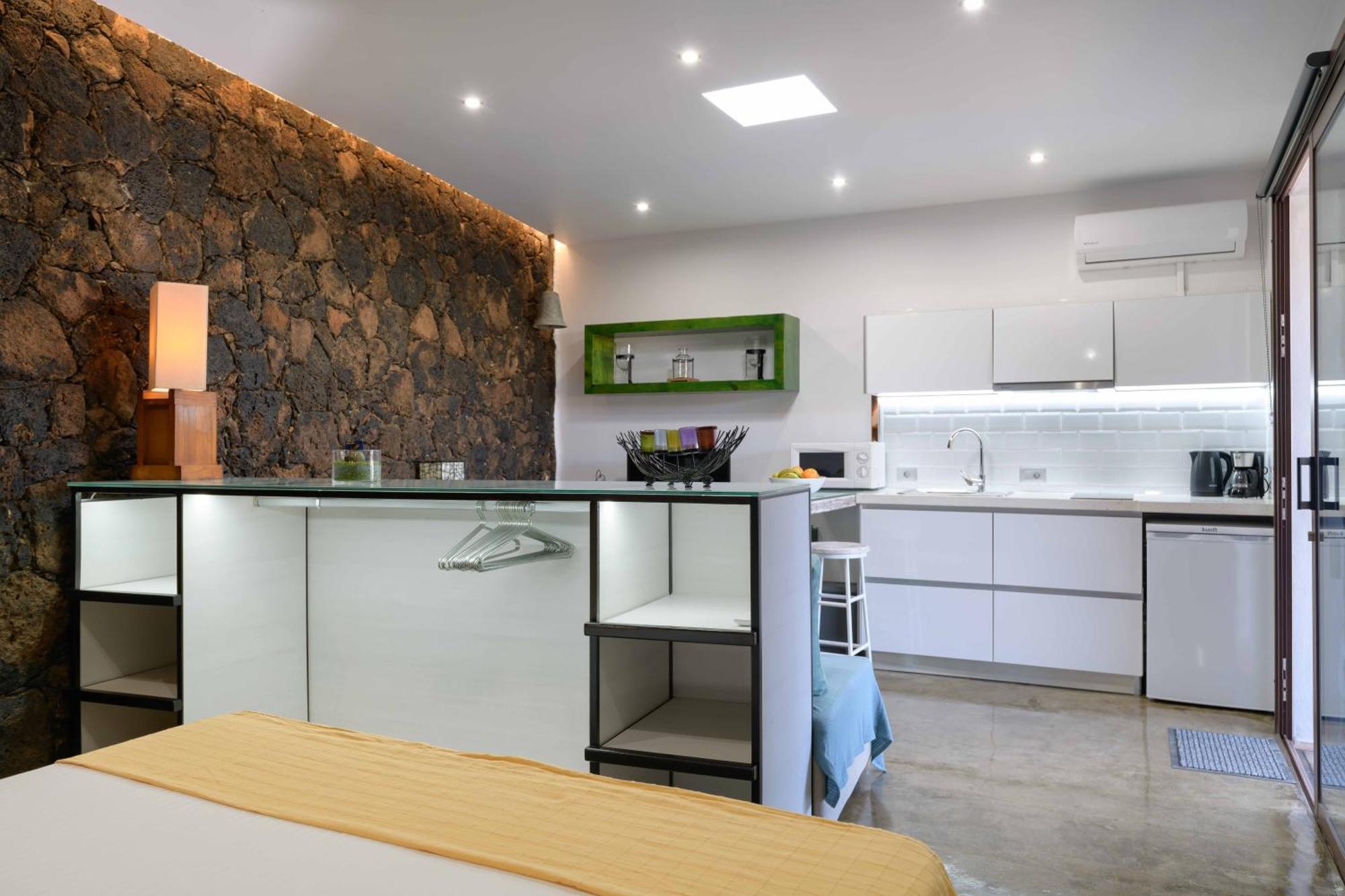 Apartamento Los 4 Nobles Тинахо Экстерьер фото